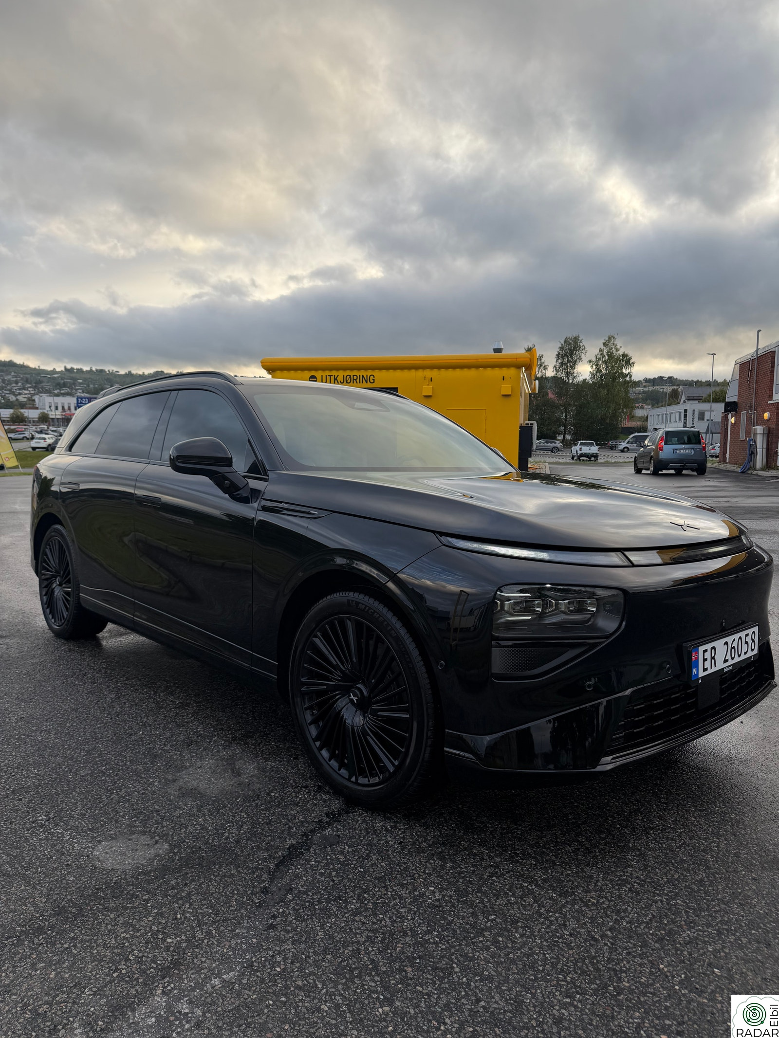 XPENG G9 4WD Performance Black Edition