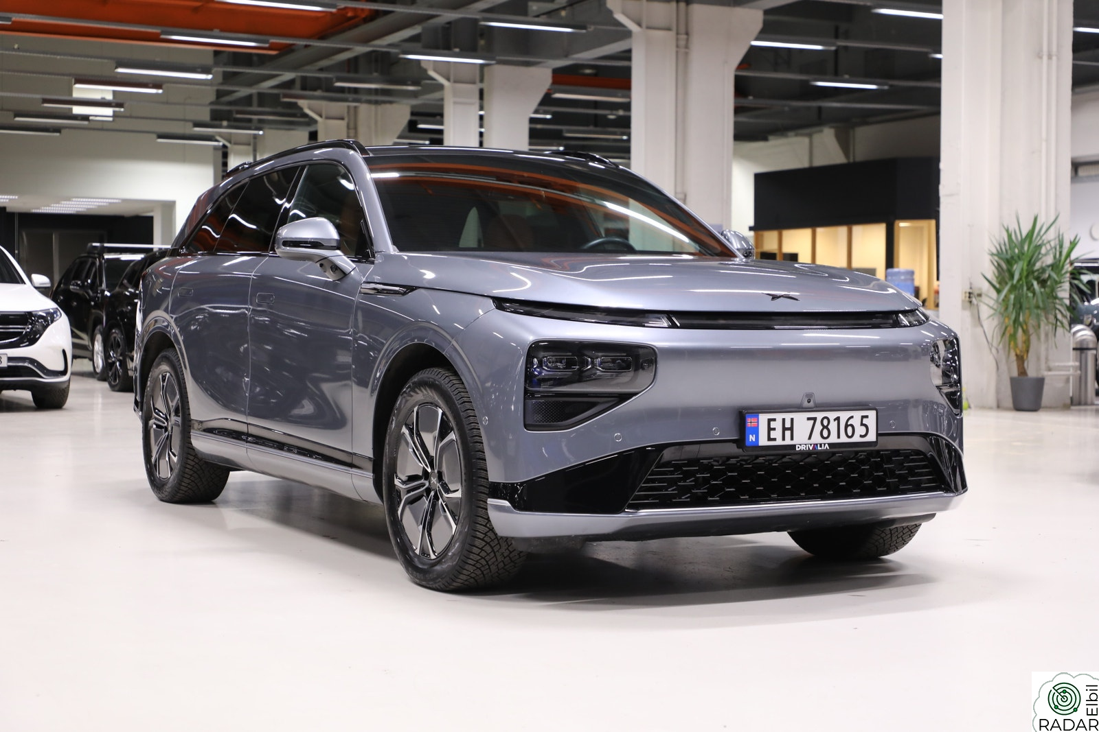 XPENG G9 98KWH AWD PERFORMANCE/Acc/Soltak/Luft/360/Krok