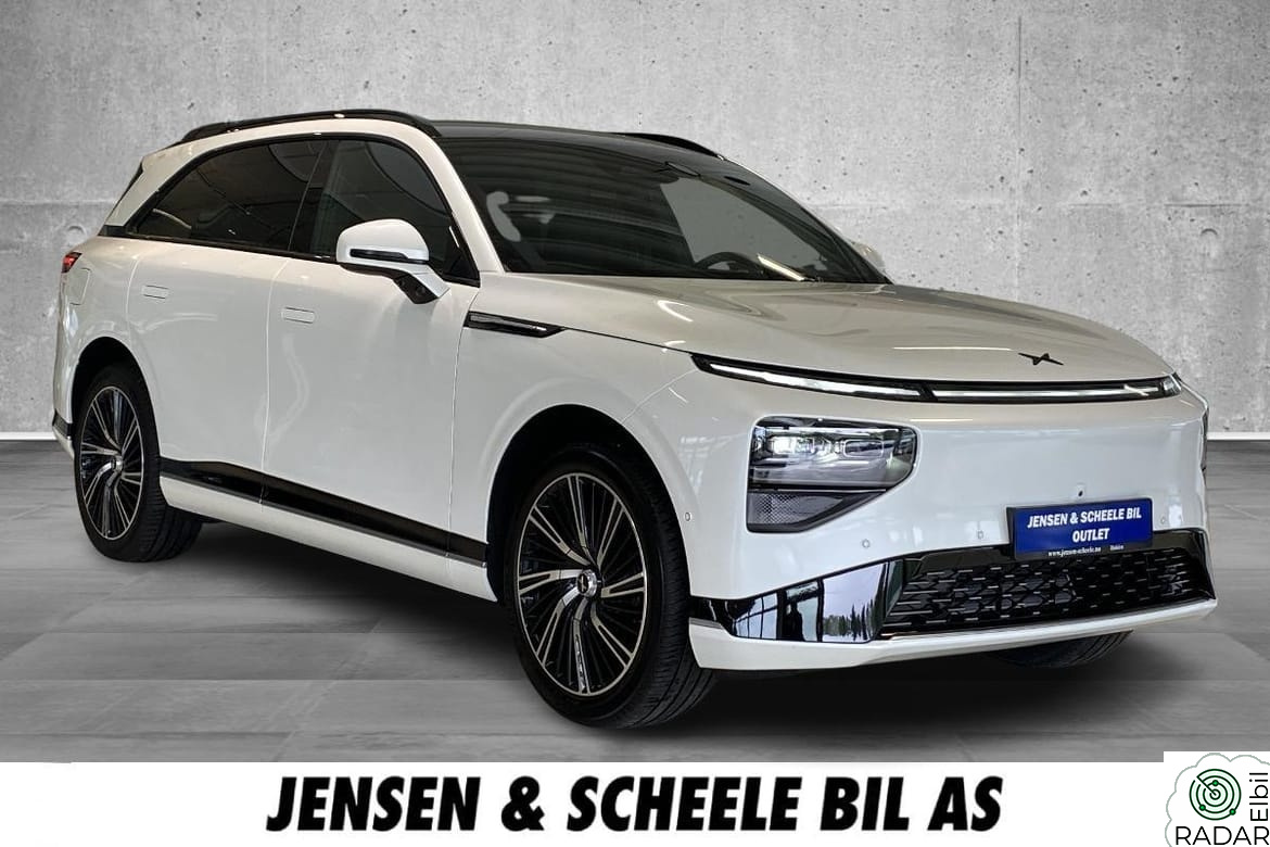 XPENG G9 Performance LR AWD. L-fjæring, 360,Glasstak, Dynaudio.