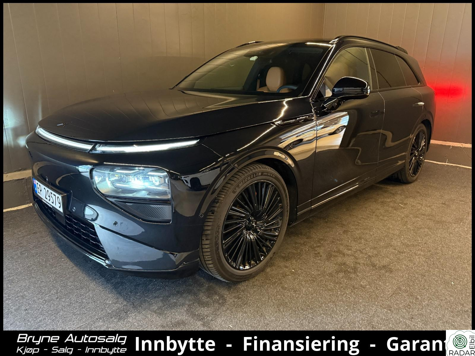 XPENG G9 540KM WLTP BLACK EDITION KAMERA/CARPLAY/SKINN/NAVI+++
