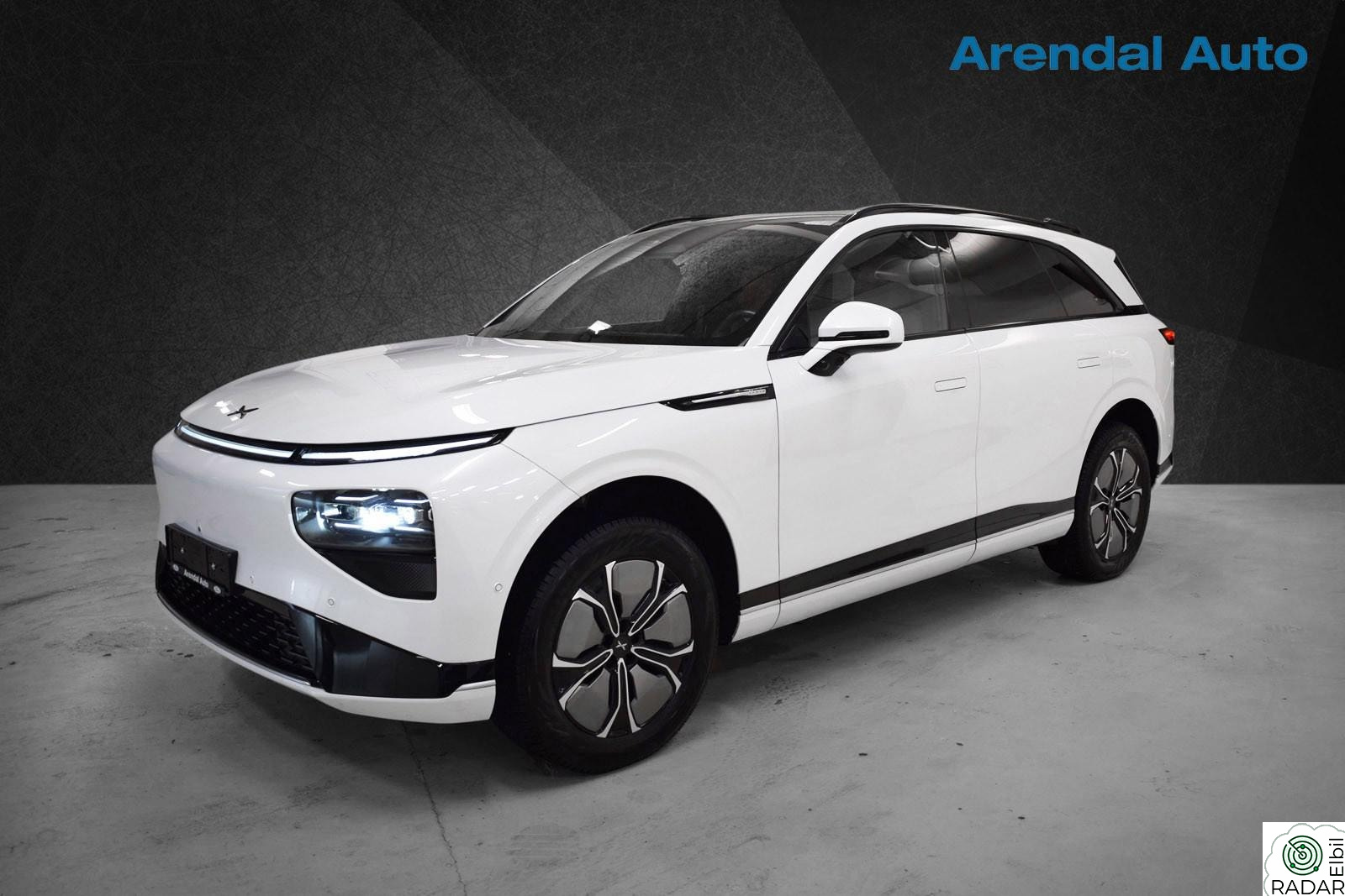 XPENG G9 Performance LR AWD/ACC/H.feste/Luft/Panorama/Massasje++