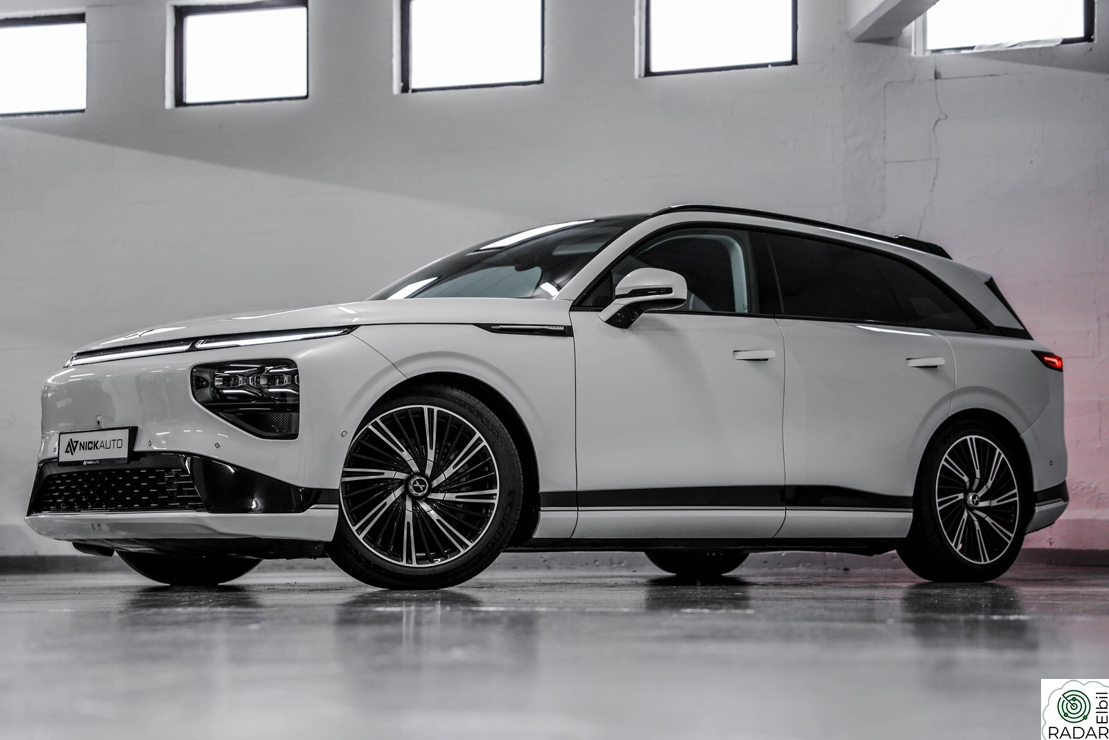 XPENG G9 PERFORMANCE AWD LUFT SOFTCLOSE PILOT 21 360 INNBYTTE