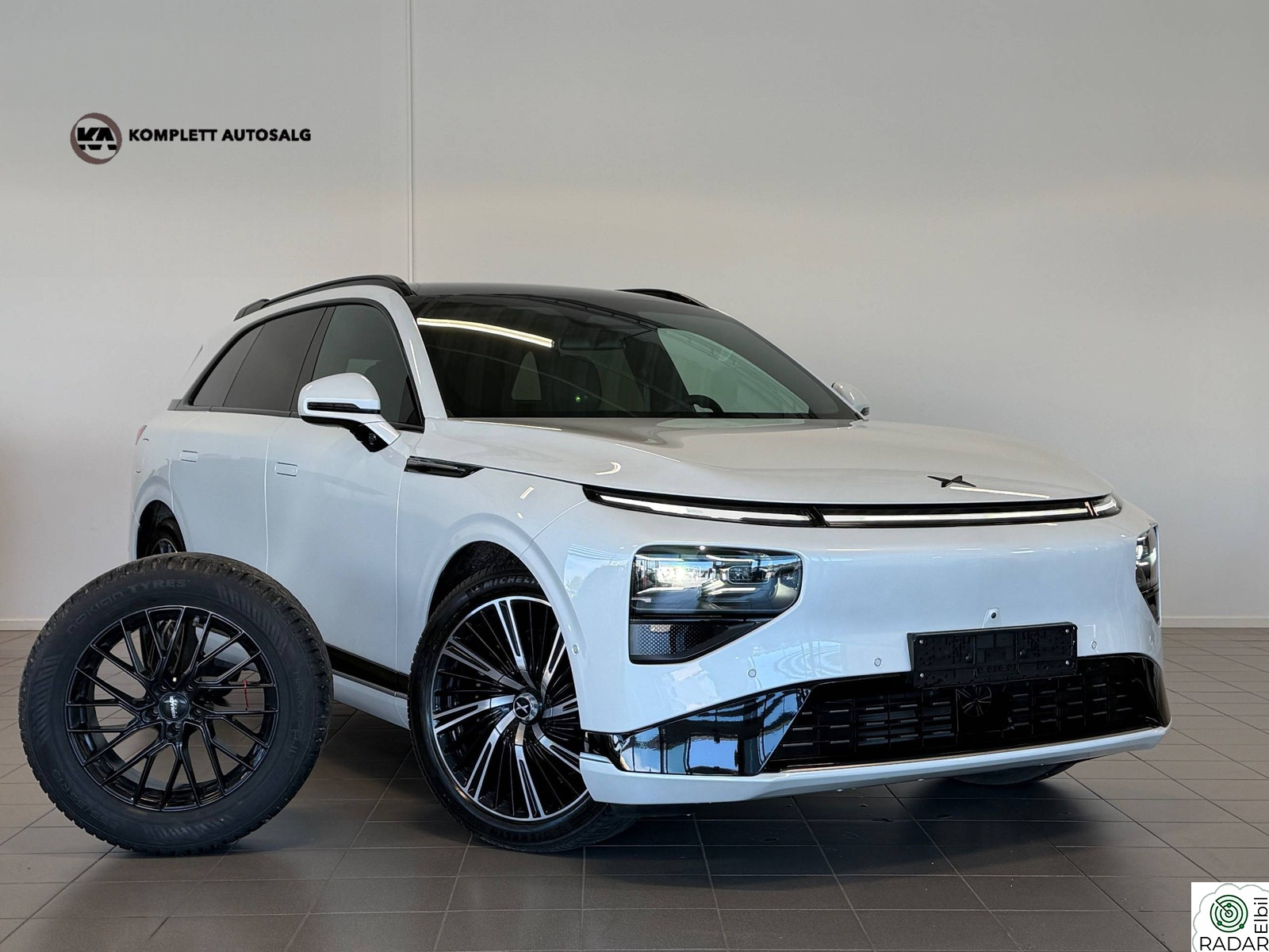 XPENG G9 Performance/Lav km/Krok/Massaje/Panorama/520km WLTP