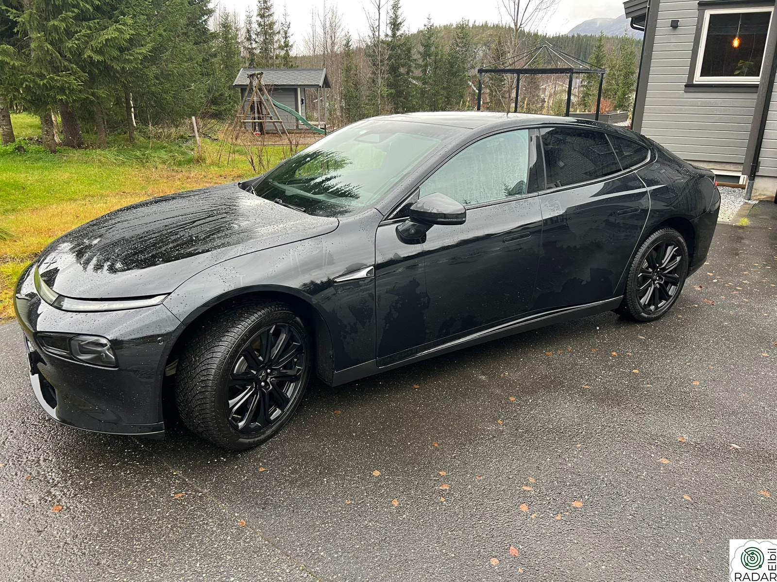 XPENG P7,P7i AWD Performance