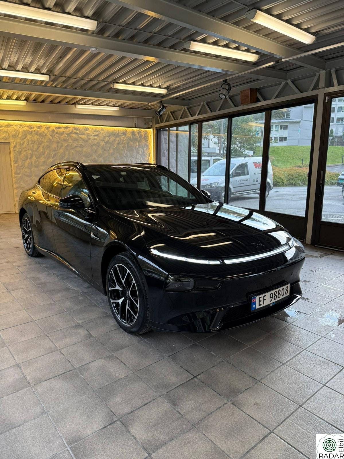 XPENG P7,P7i AWD Performance