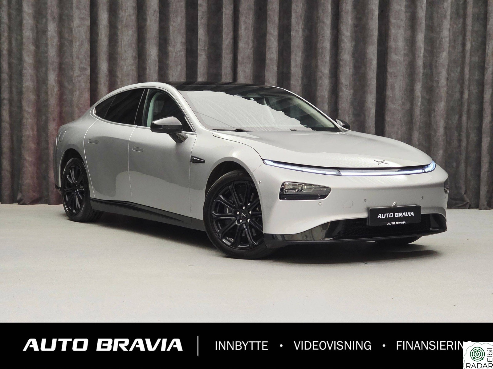 XPENG P7 AWD/PERFORMANCE/470KM/DYNAUDIO/XPILOT/BREMBO/360 KAMERA