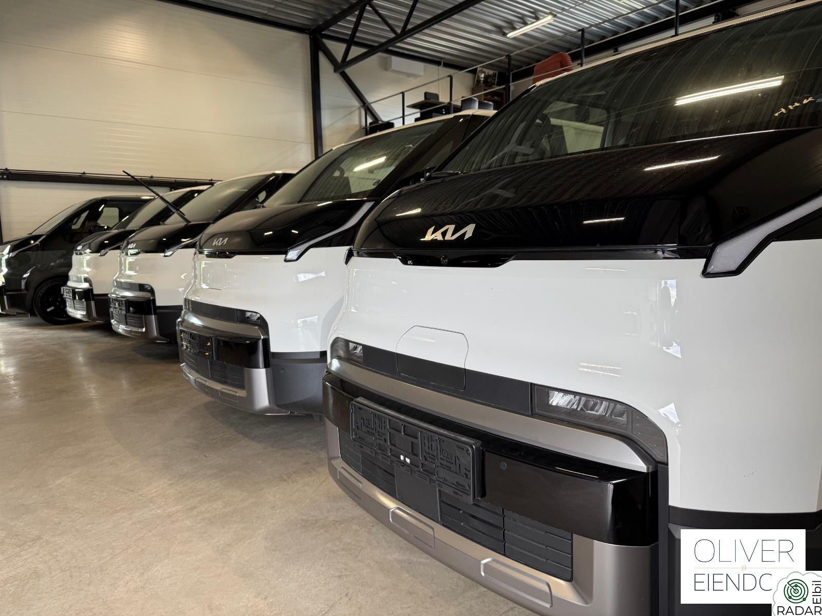 KIA PV5 TOPPUTSTYRT-KOMPLETTE S/V HJUL-LR-ACC-KAMERA-399`EKS MV