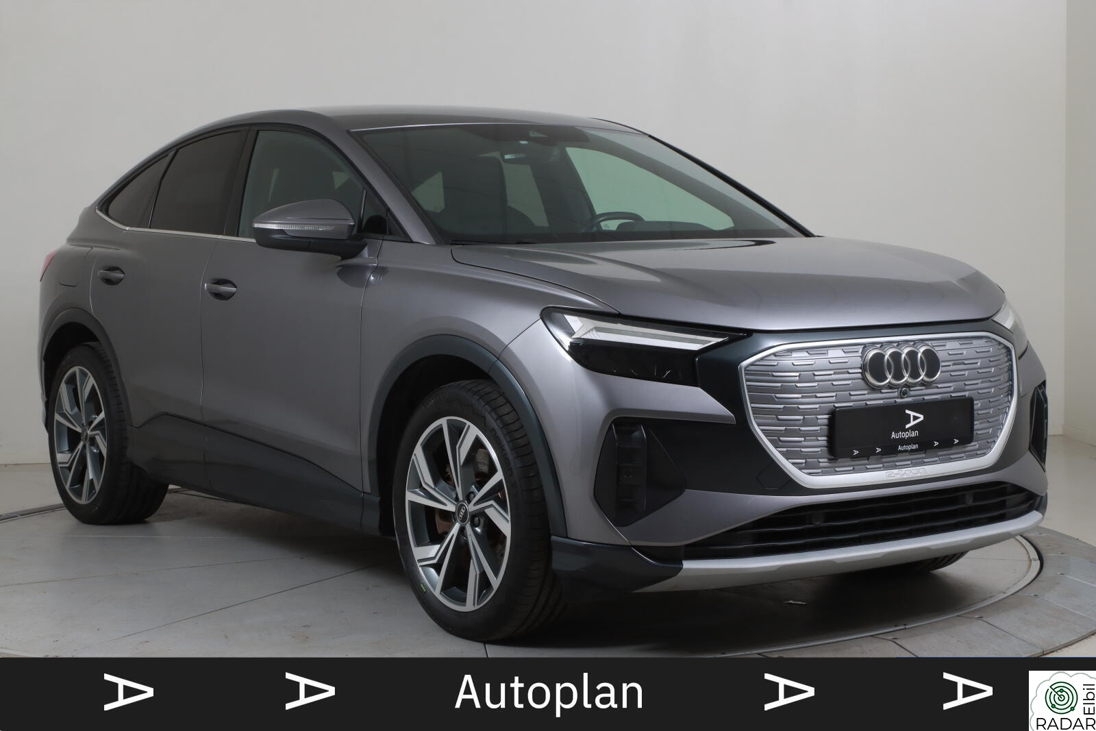 AUDI Q4 SPORTBACK 50 E TRON 50 Sportback quattro Adv. Bus. plus ACC/Krok/S-line/Kam