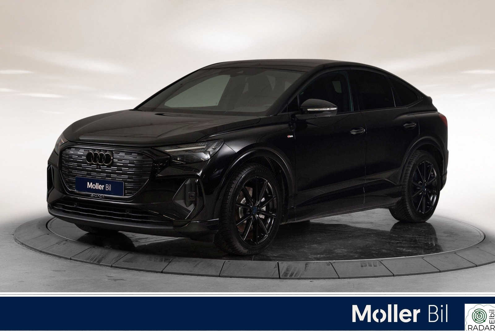 AUDI Q4 Sportback 55 e-tron SB 55 S Line edition quattro - 21", 360Kam, Sonos, Krok