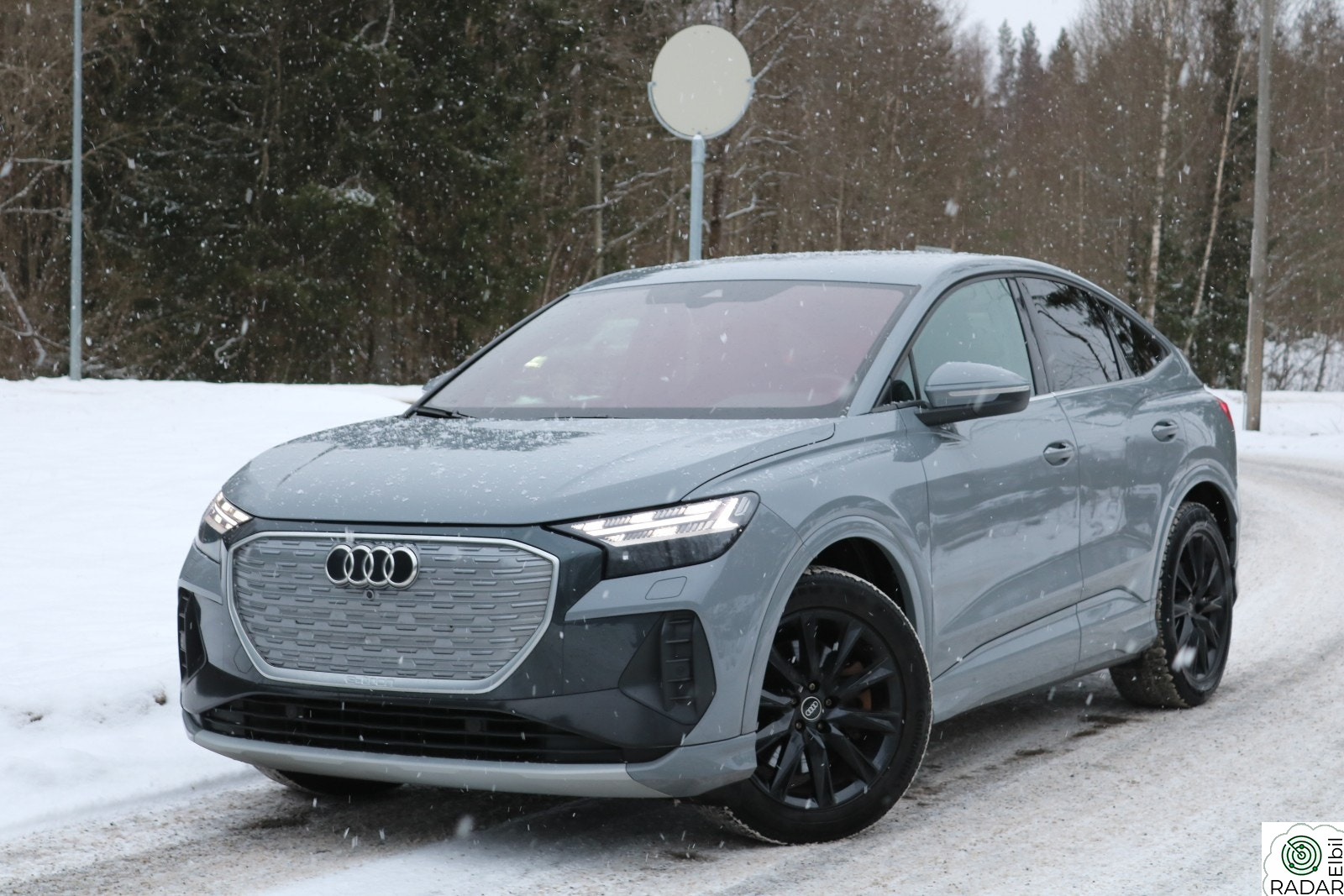 AUDI Q4 SPORTBACK 50 E TRON SPORTBACK 50 SONOS MATRIX NAVI MEMORY KROK PEN++
