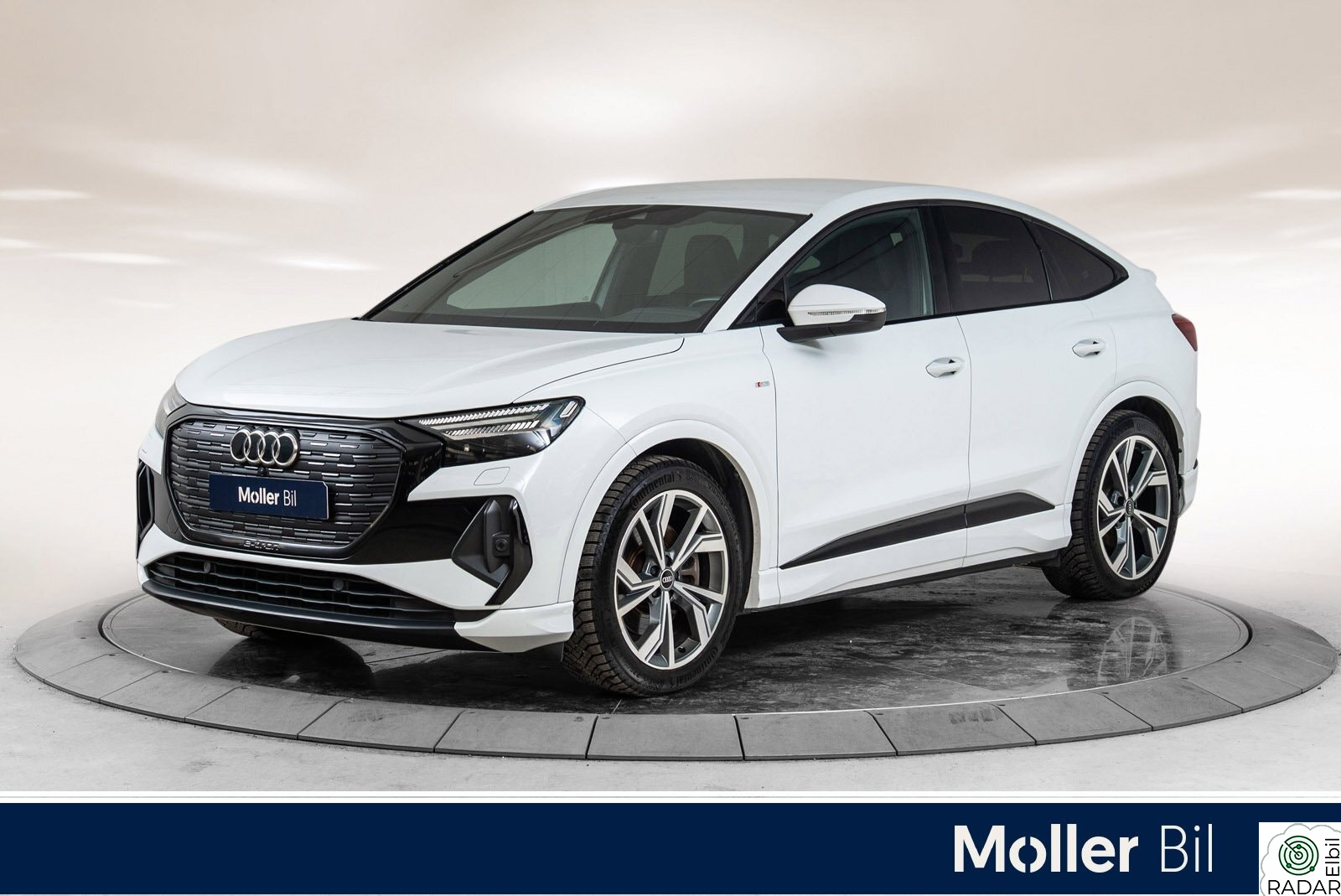 AUDI Q4 SPORTBACK 50 E TRON Sportback 50 quattro - R.Kam, Matrix, SONOS, S line