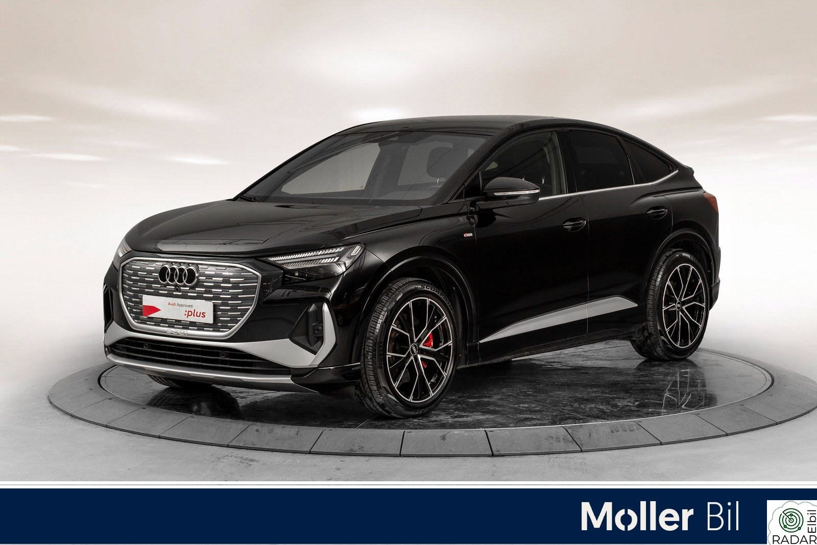 AUDI Q4 SPORTBACK 50 E TRON Q4 Sportback 50 quattro, SONOS, Krok, Matrix, S-Line+++