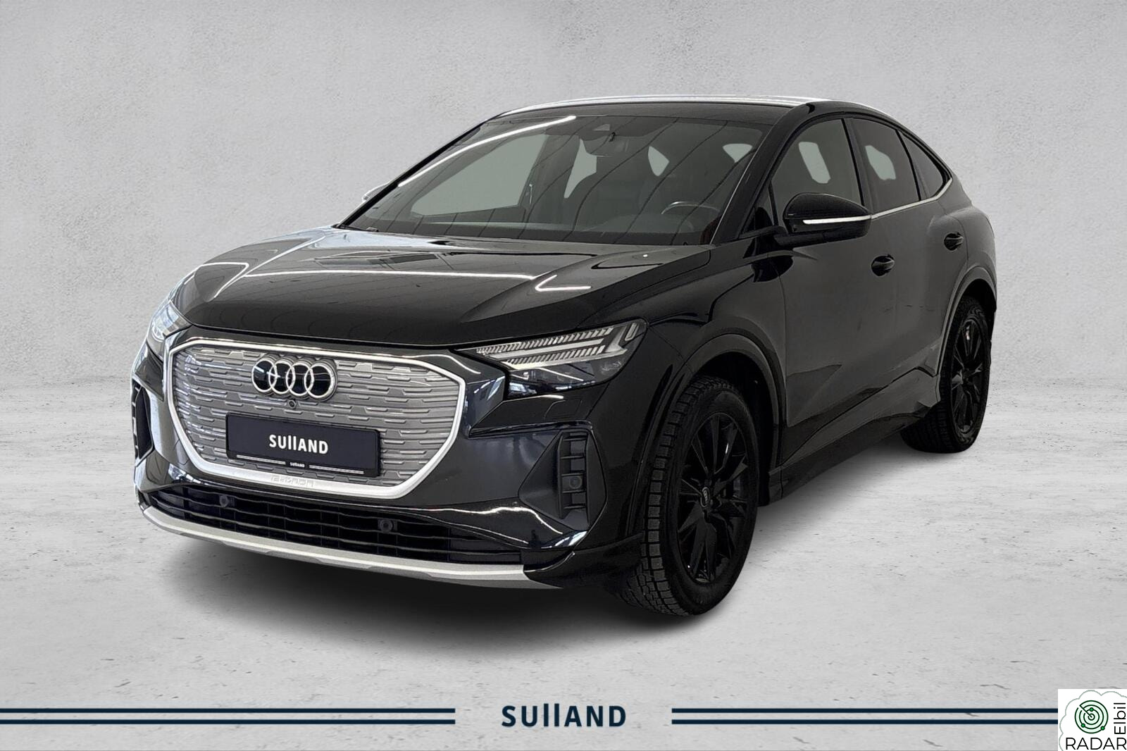 AUDI Q4 SPORTBACK 50 E TRON 50 E-tron S-line seter H-feste Sonos 360Kamera Matrix++