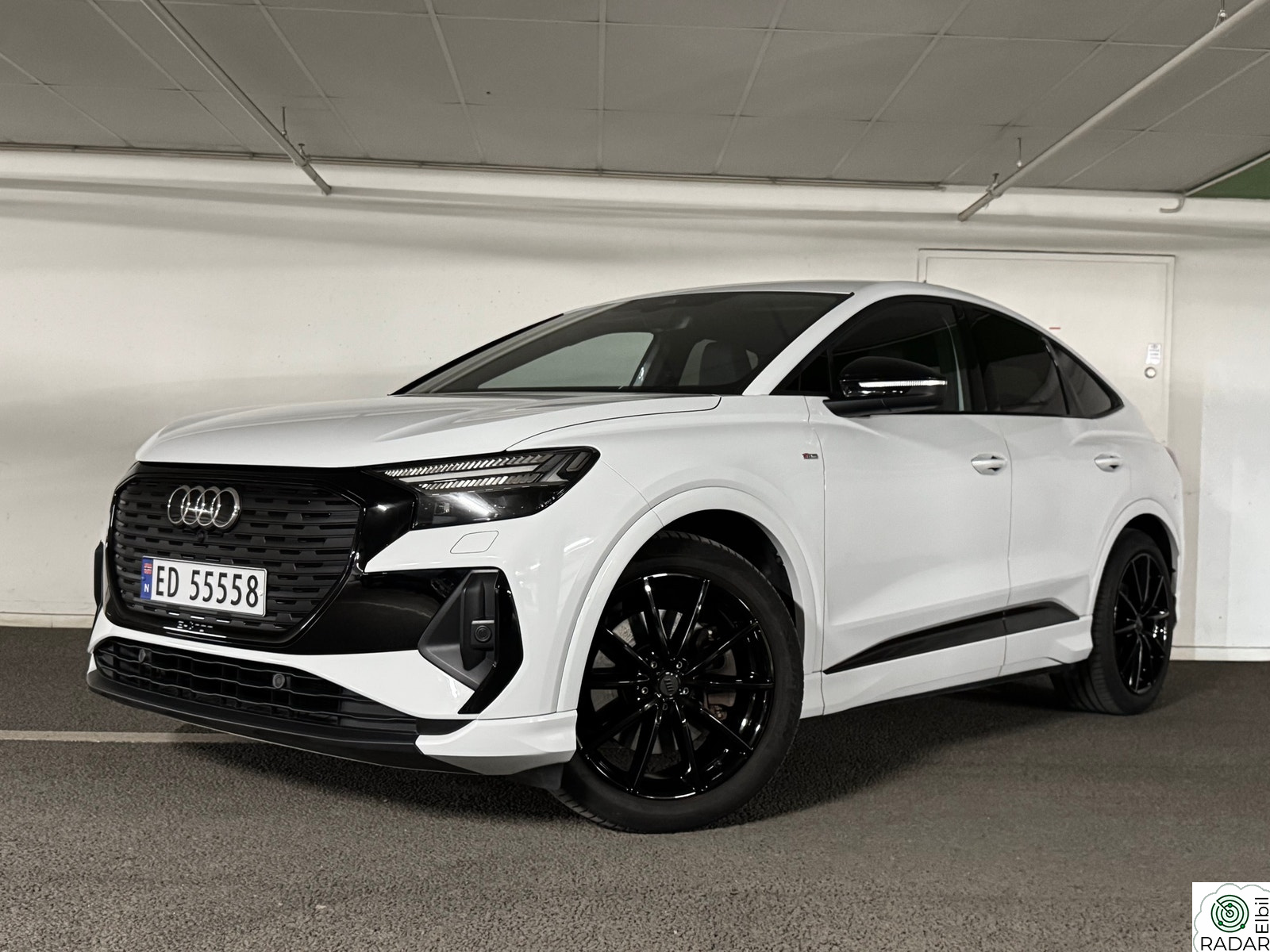 AUDI Q4 SPORTBACK 50 E TRON 50 SB QUATTRO 2xS-LINE ALL BLACK+KROK+SONOS+MATRIX+20"