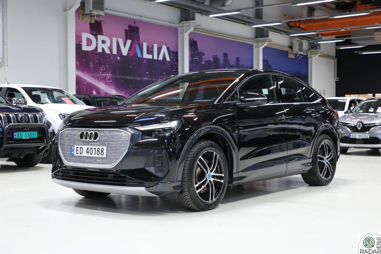 AUDI Q4 SPORTBACK 50 E TRON Sportback 50 quattro Advanced/Krok/Acc/Kamera/20"