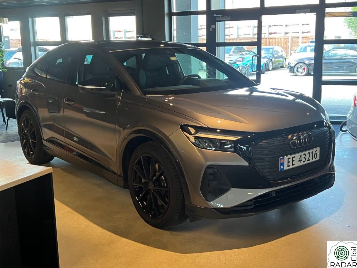 AUDI Q4 SPORTBACK 40 E TRON Norsk SPORTBACK 40 Black Edition