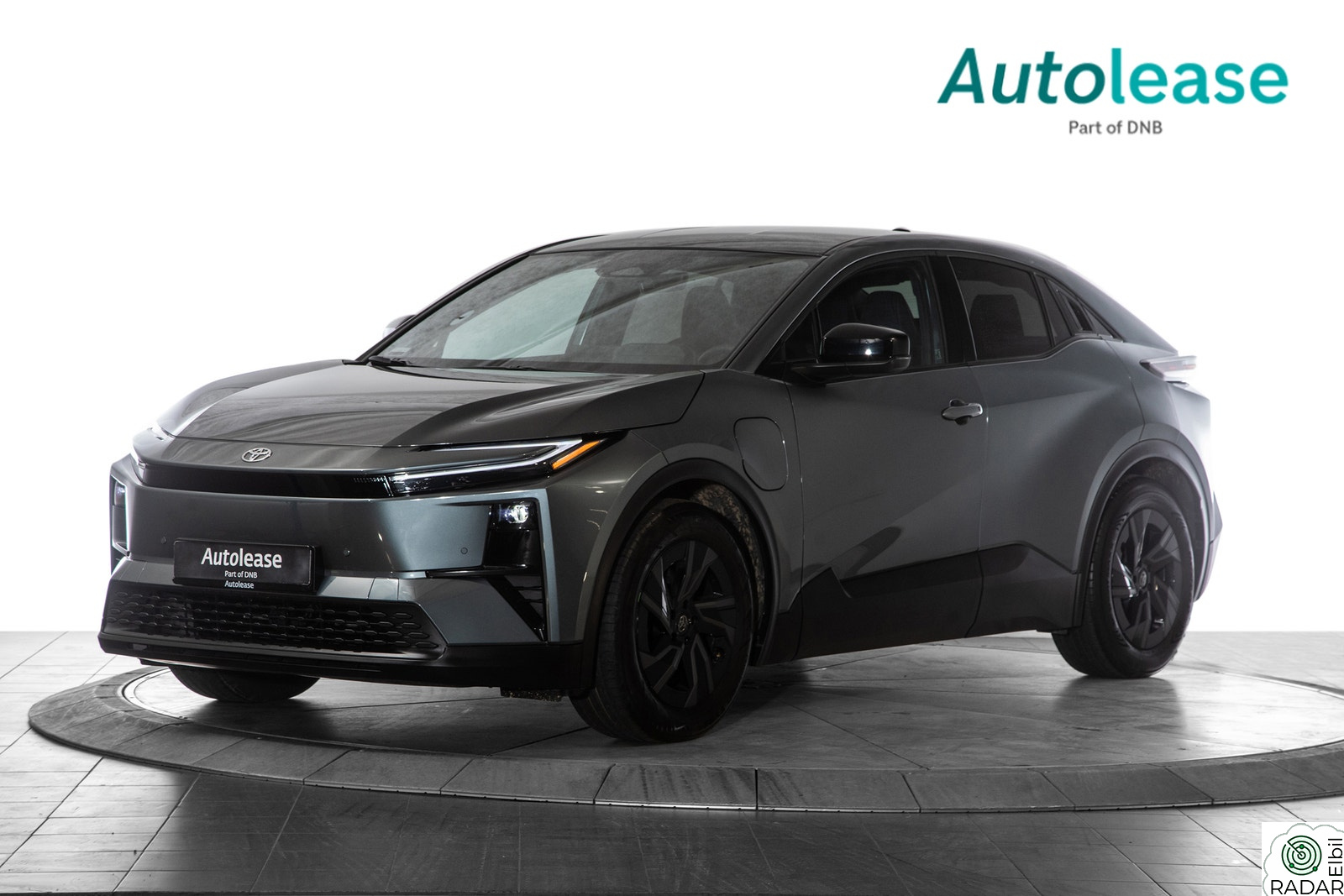 TOYOTA C-HR Active 77 kW 4x4 343Hk, Kamera / Carplay / A.Cruis,