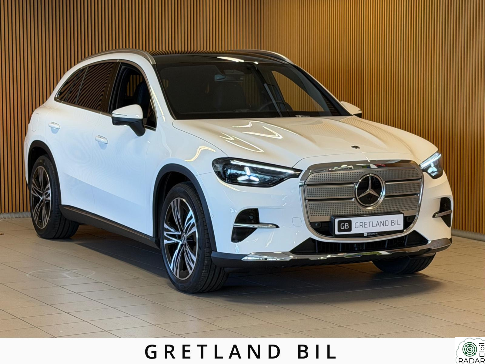 MERCEDES-BENZ GLC 400 4MATIC with EQ Te 4MATIC/KROK/DISTRONIC/649WLTP/PANO/LED/NORSK SOLGT!