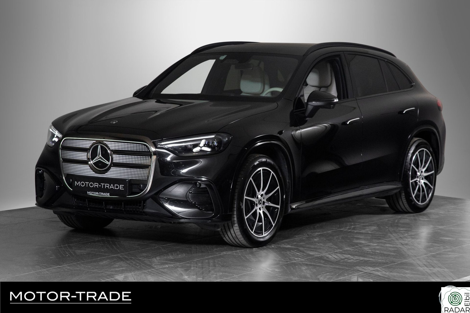MERCEDES-BENZ GLC 400 4MATIC with EQ Te AMG Premium BURMESTER | SKYCONTROL | HUD | KROK