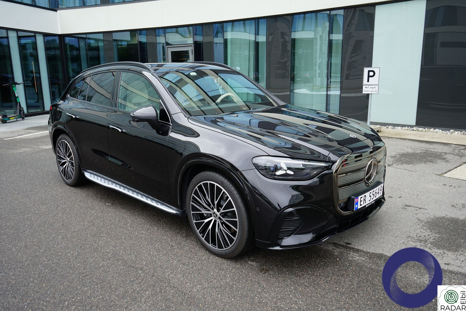 MERCEDES-BENZ GLC 400 4MATIC with EQ Te 4 Matic AMG Premium "fullutstyrt"