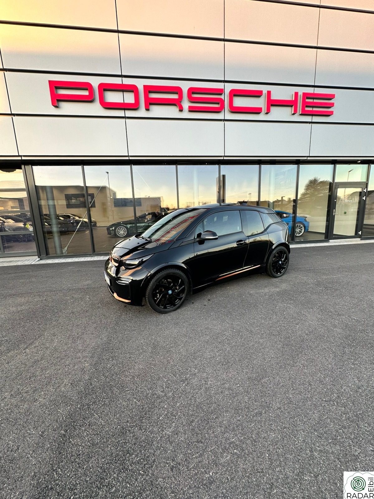BMW I i3s S 120Ah Fully Charged Road style Edition kun 900eksem.