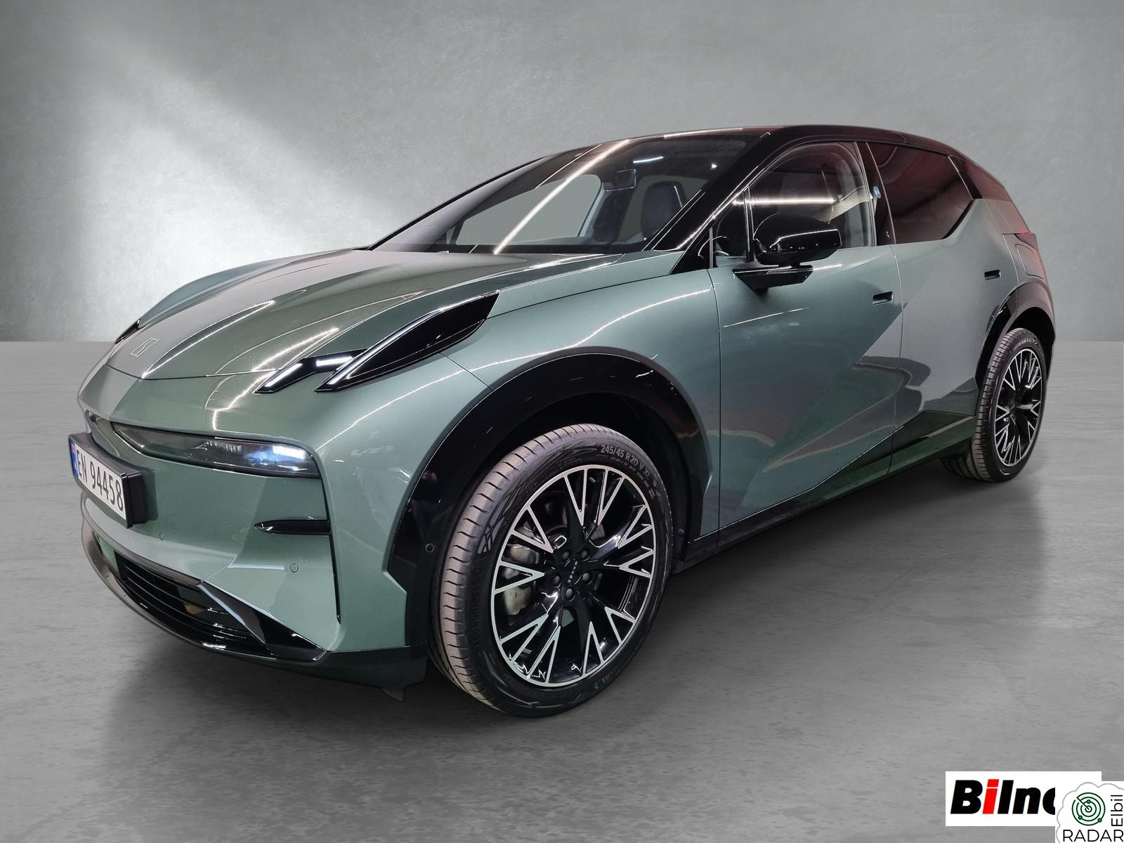 ZEEKR X Privilege AWD 360 // HUD // Massasje // 10 år garanti
