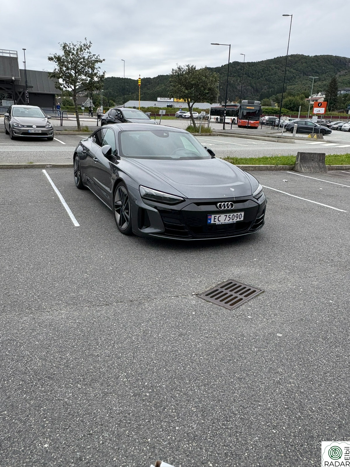 AUDI E TRON GT