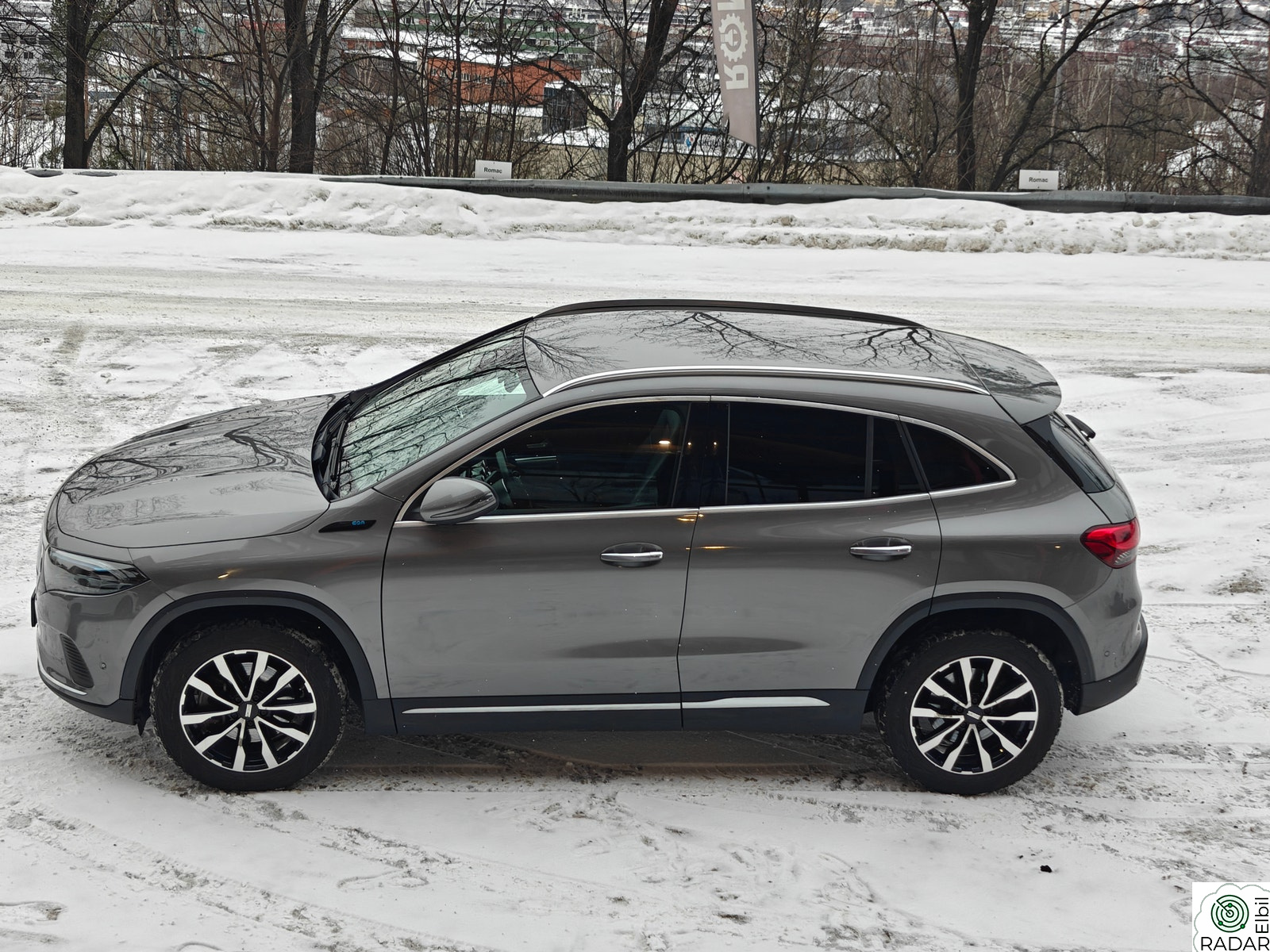 MERCEDES-BENZ EQA 250 250