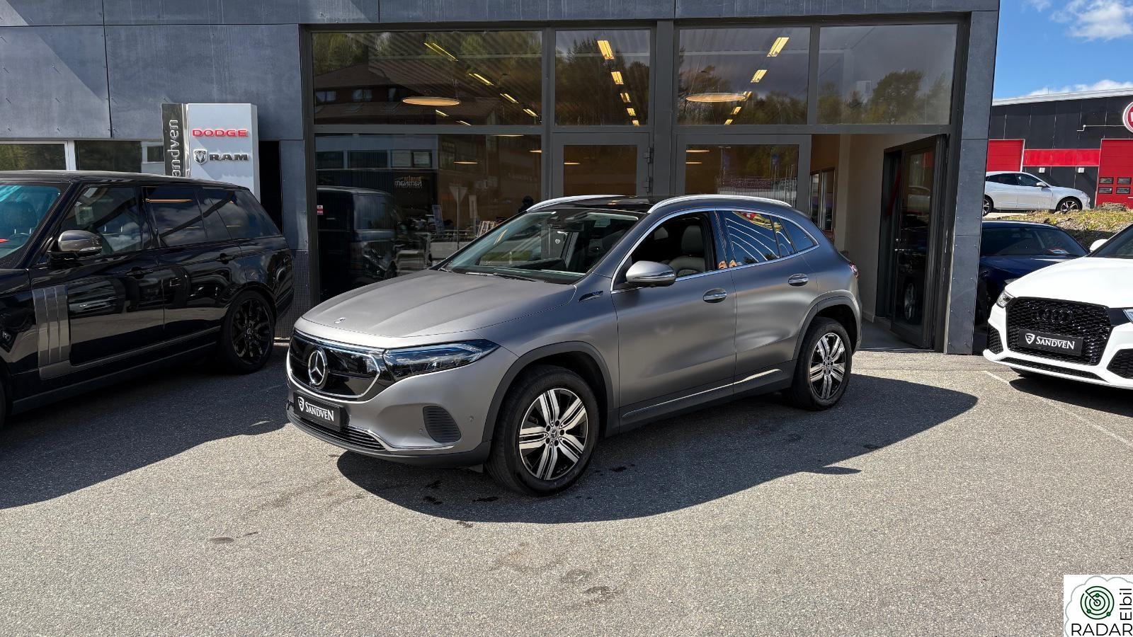 MERCEDES-BENZ EQA 250 250 /Norsk bil/Panorama/Velholdt/Magno matt/2 sett hjul