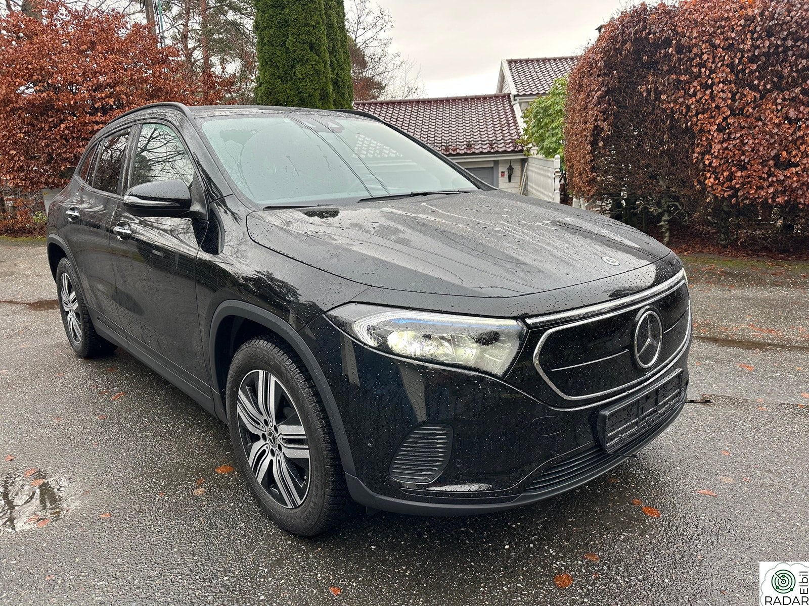 MERCEDES-BENZ EQA 250 Skinnseter•Hengerfeste•485 km rekkevidde•Som ny!!