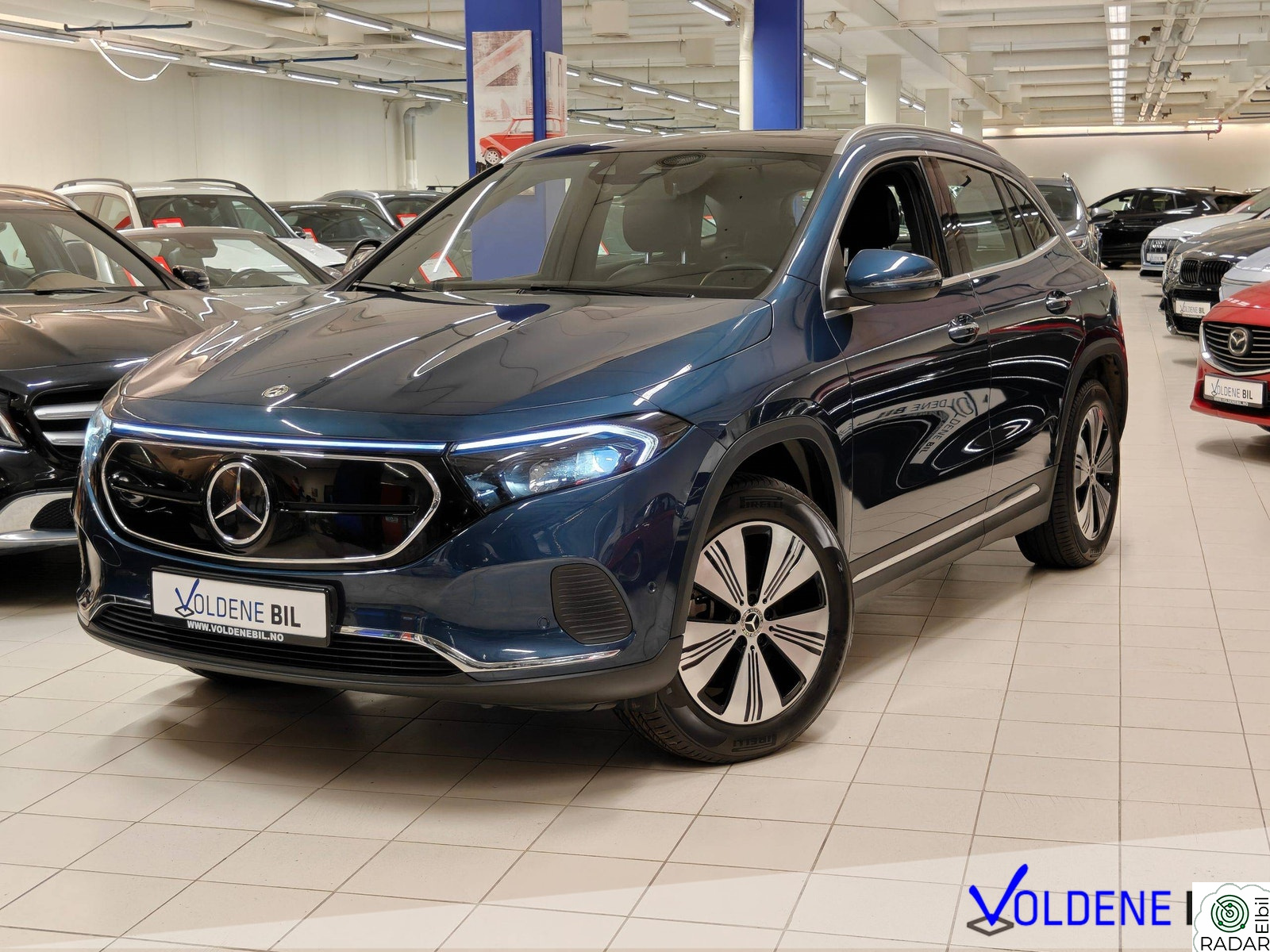 MERCEDES-BENZ EQA 250 Hengerfeste - Panorama - Ryggekamera - Stor navi!
