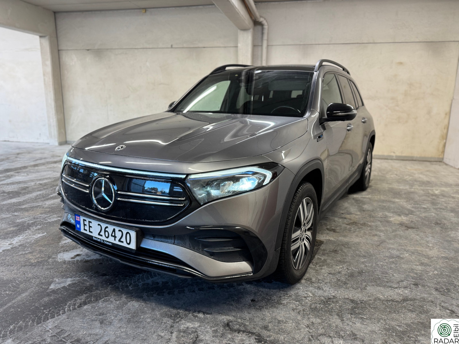 MERCEDES-BENZ EQB 300 4MATIC 300 4MATIC AMG Edition Plus 7seter/soltak