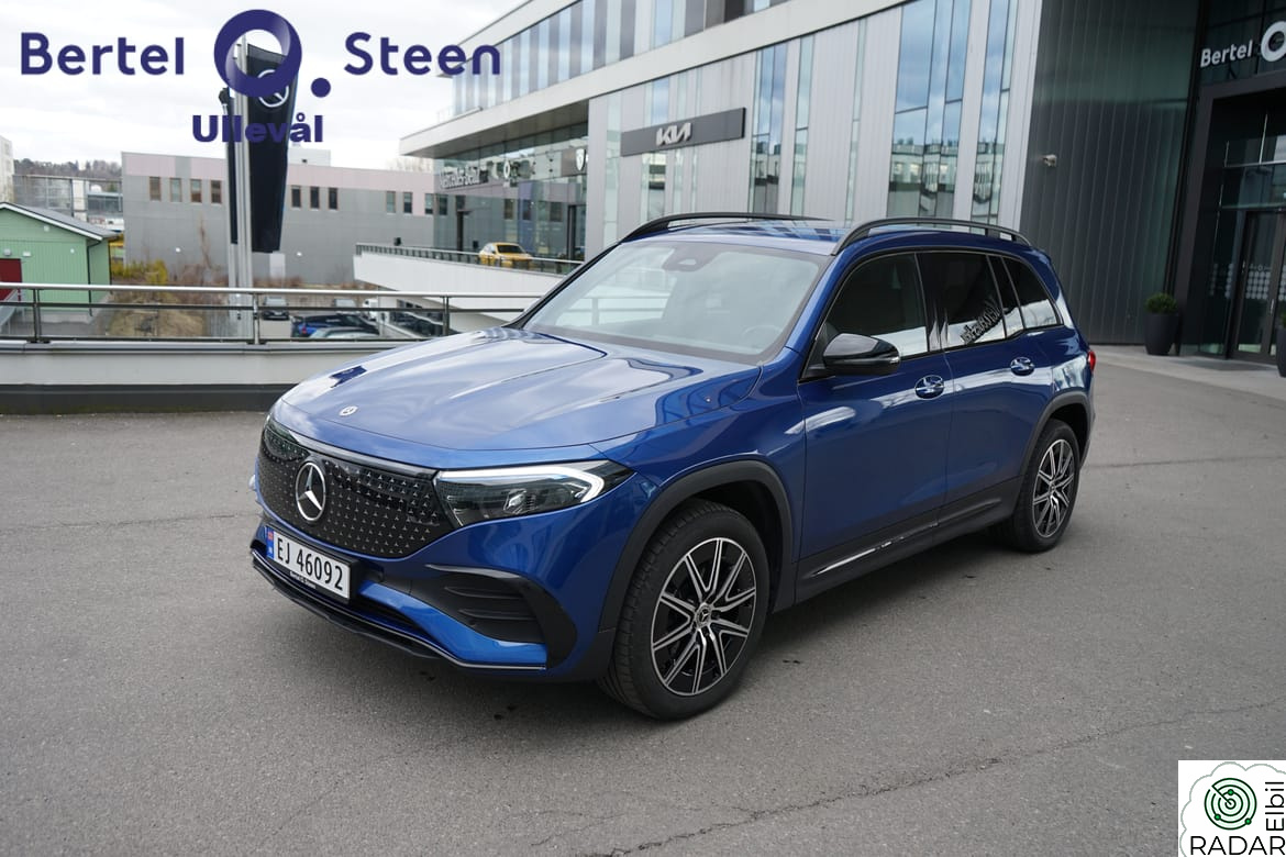 MERCEDES-BENZ EQB 300 4MATIC 300 4Matic AMG / Spesielt godt utstyrt !