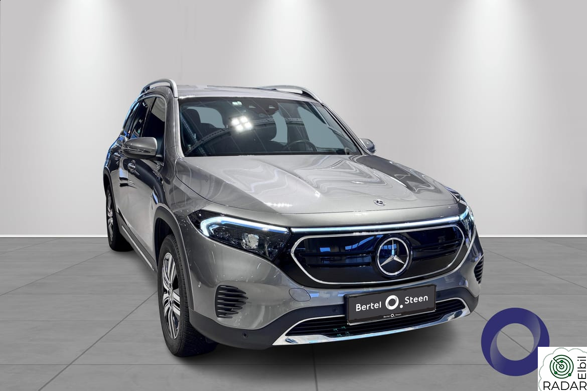 MERCEDES-BENZ EQB 300 4MATIC ADAPTIV CRUISECONTROL / GODT UTSTYRT! /