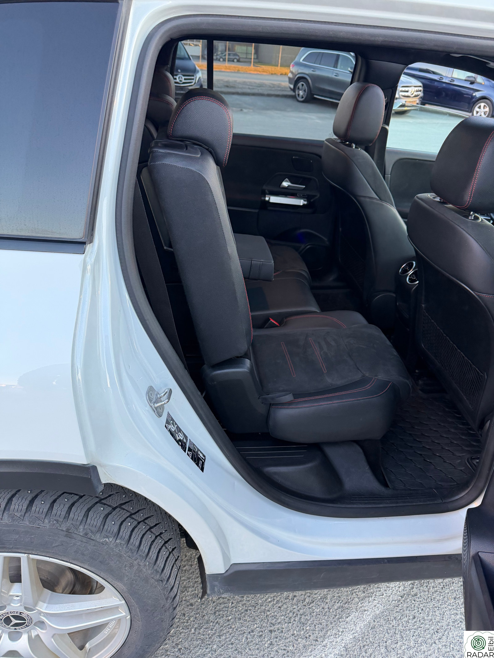 MERCEDES-BENZ EQB 300 4MATIC 300 4MATIC AMG Line
