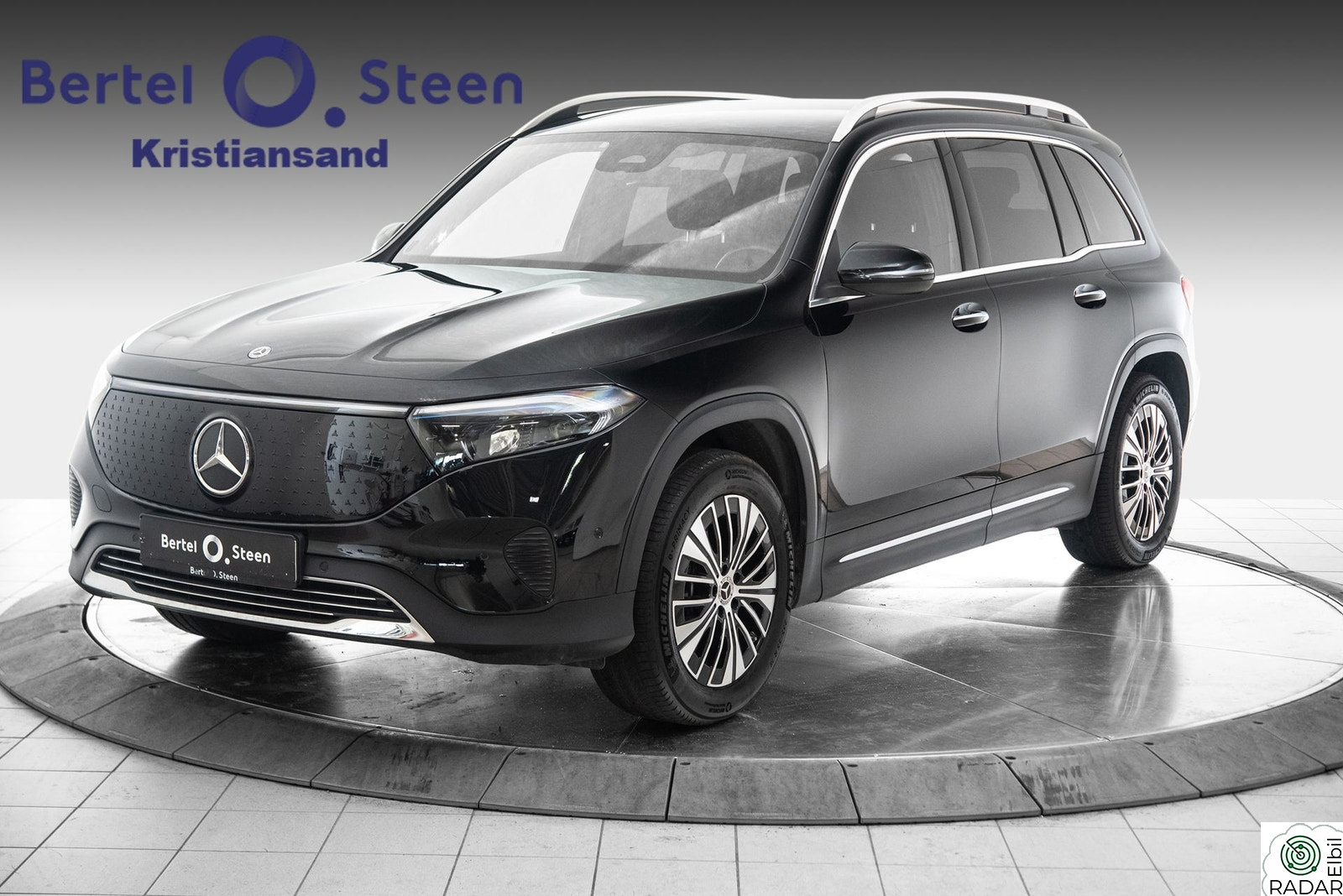 MERCEDES-BENZ EQB 300 4MATIC 300 4-Matic Advanced  | Hengerfeste | Memory | Keyless