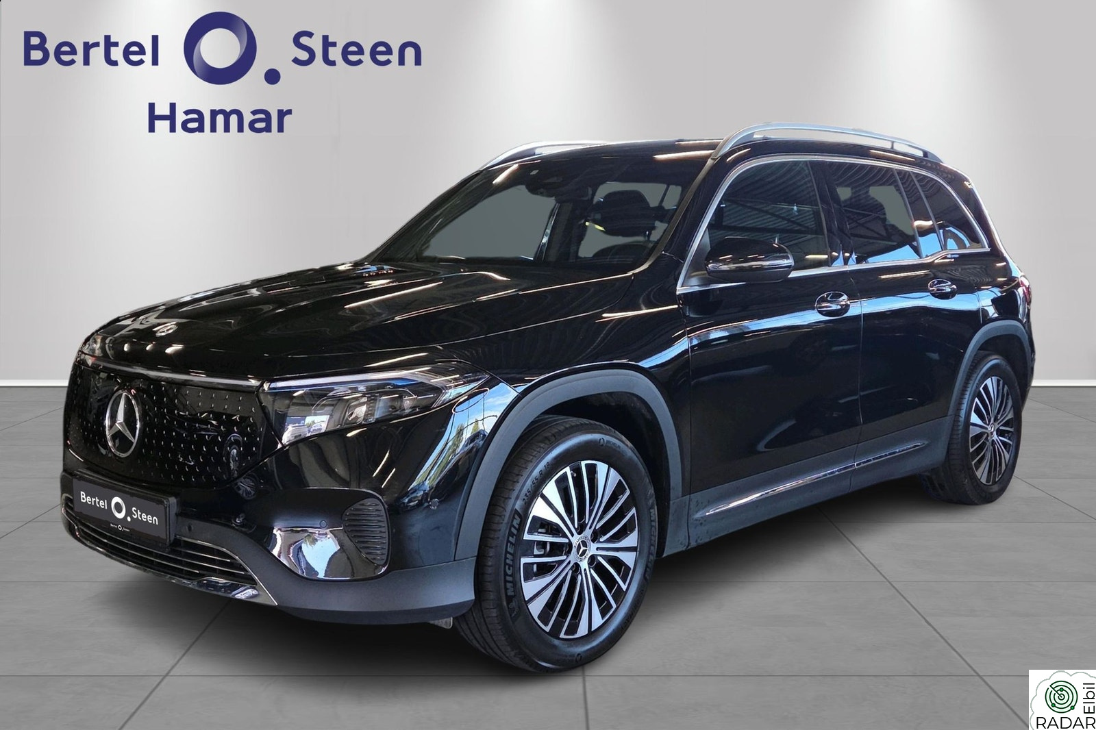 MERCEDES-BENZ EQB 300 4MATIC 4MATIC | Hengerfeste, Memory, Adaptiv Cruise ++
