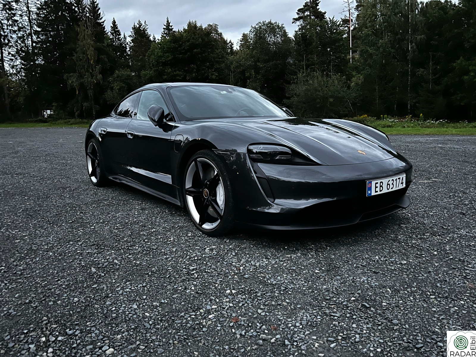 PORSCHE Taycan 4S Nytt Hovedbatteri/Bakakselstyring/PAW/PSCB/Skinn