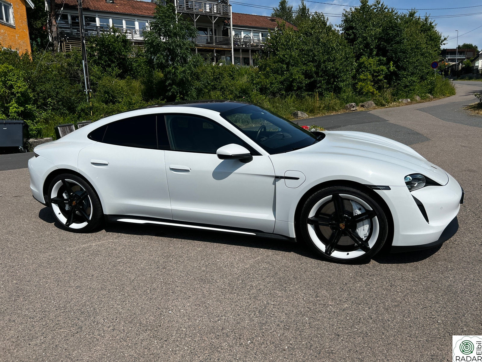 PORSCHE Taycan 4S Antageligvis Norges råeste Taycan 4S-PAW 2028