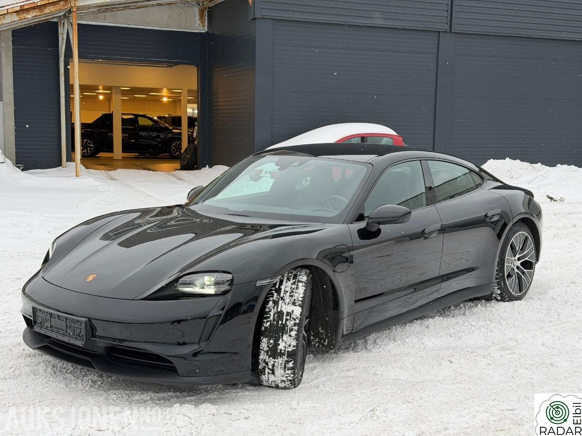 PORSCHE Taycan 4S 435 HK 4S PBP LUFT MATRIX ACC PANO VARMEPUMPE