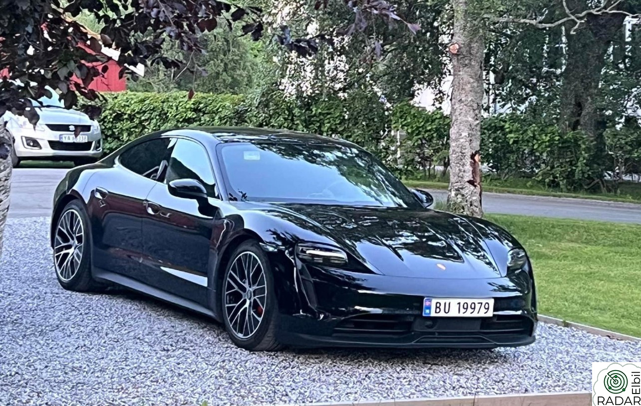 PORSCHE Taycan 4S 4S Performance