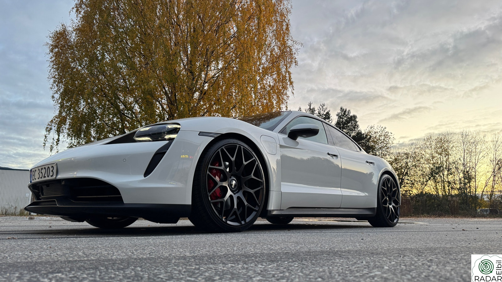 PORSCHE Taycan 4S Strøken 4S PBP 571HK, 22'' felger, Mai 2021