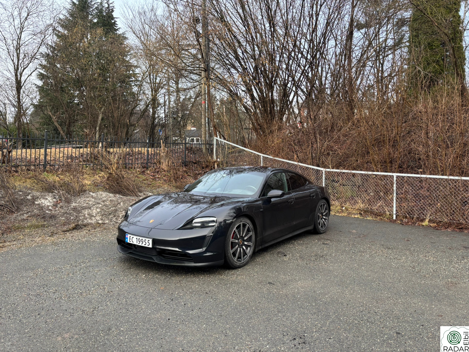PORSCHE Taycan 4S 4S PBP, HUD, Luft, Pass.display, Burmeister +++