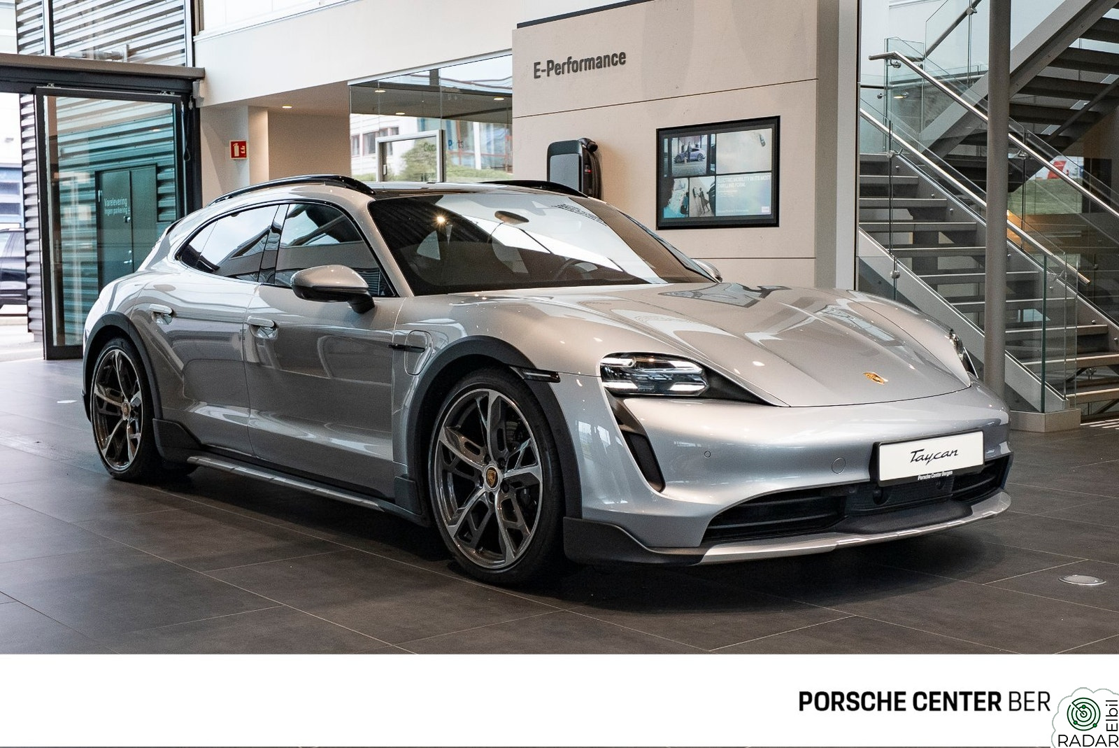 PORSCHE Taycan 4S 4S Cross Turismo/ Night View/Rear-Axle/Head-Up/360-cam