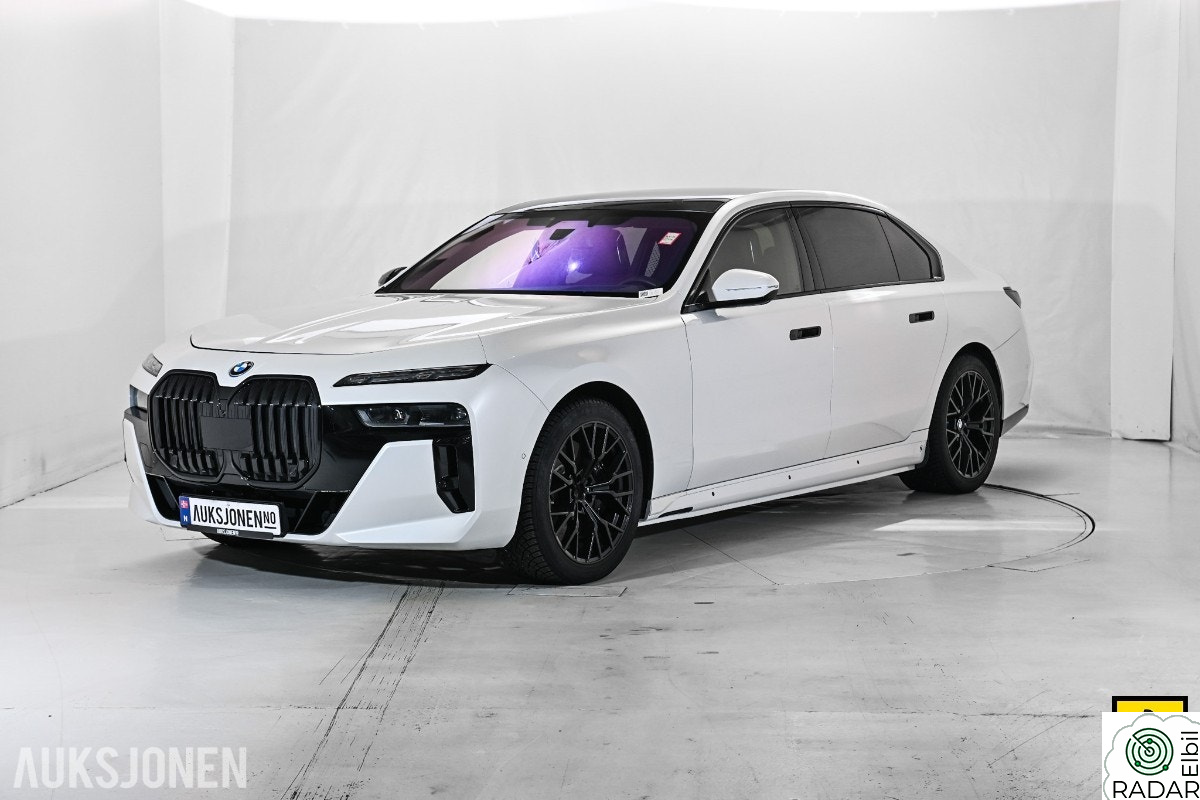BMW i7 xDrive60 XDRIVE60 571 HK M-SPORT ACC PANO MASSASJE PARKASSIST