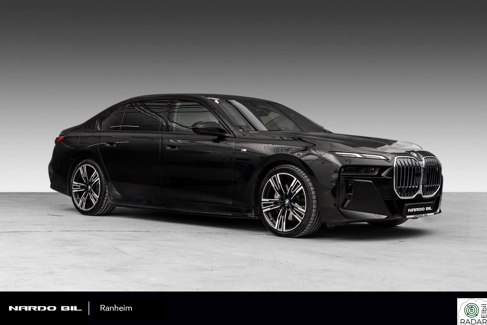 BMW i7 xDrive60 M-SPORT | EXECUTIVE | LUFT | 360 | SKY | GLOW | MASSA.