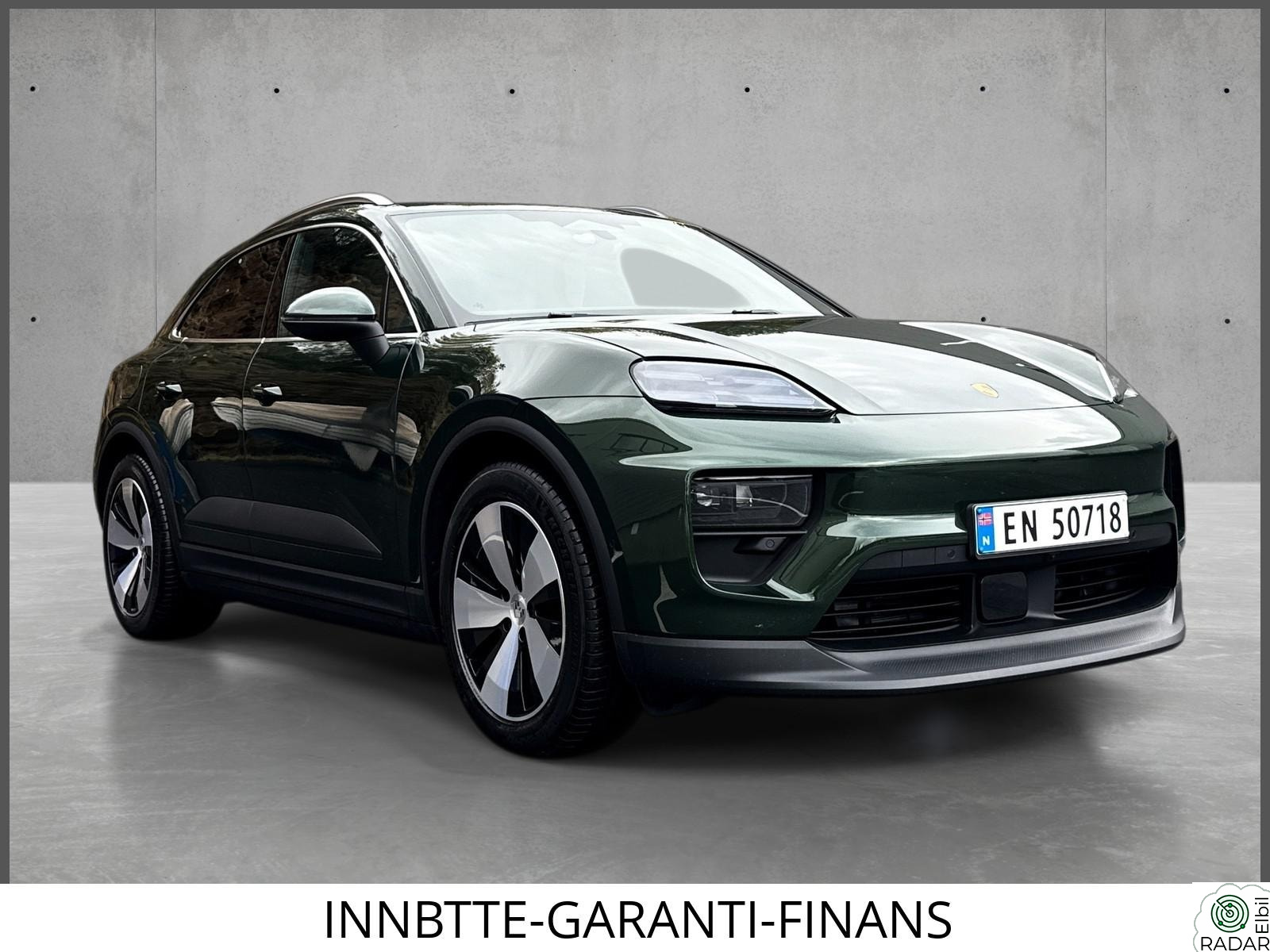 PORSCHE Macan 4 4/ 387HK/ Acc/ Panorama/ CarPlay/ Memory/ +++