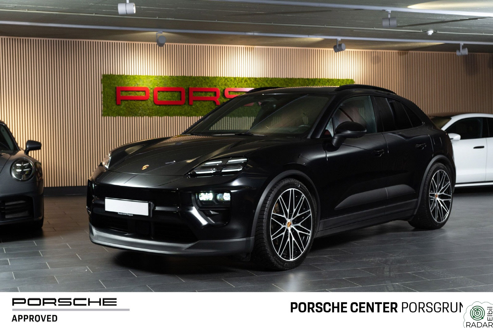 PORSCHE Macan 4 4 Head-up/360/18-veis/Bordeaux-interiør/Krok/Chrono+++