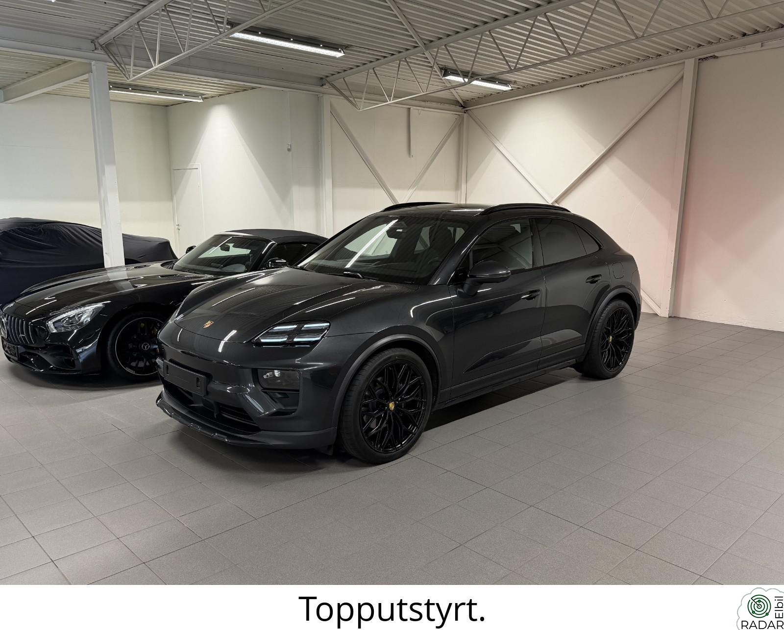 PORSCHE Macan 4 4 Head Up/ Offroad design/ Massasje/ACC/Matrix/Bose/22"