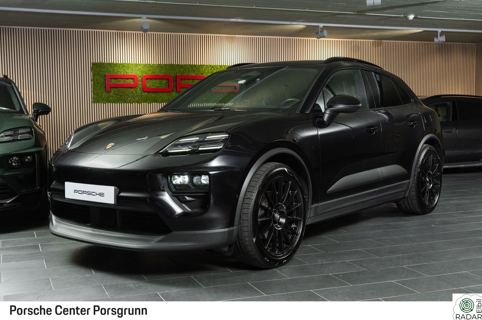 PORSCHE Macan 4 Luft/ACC/Bose/18veis/Sportchrono/Pano